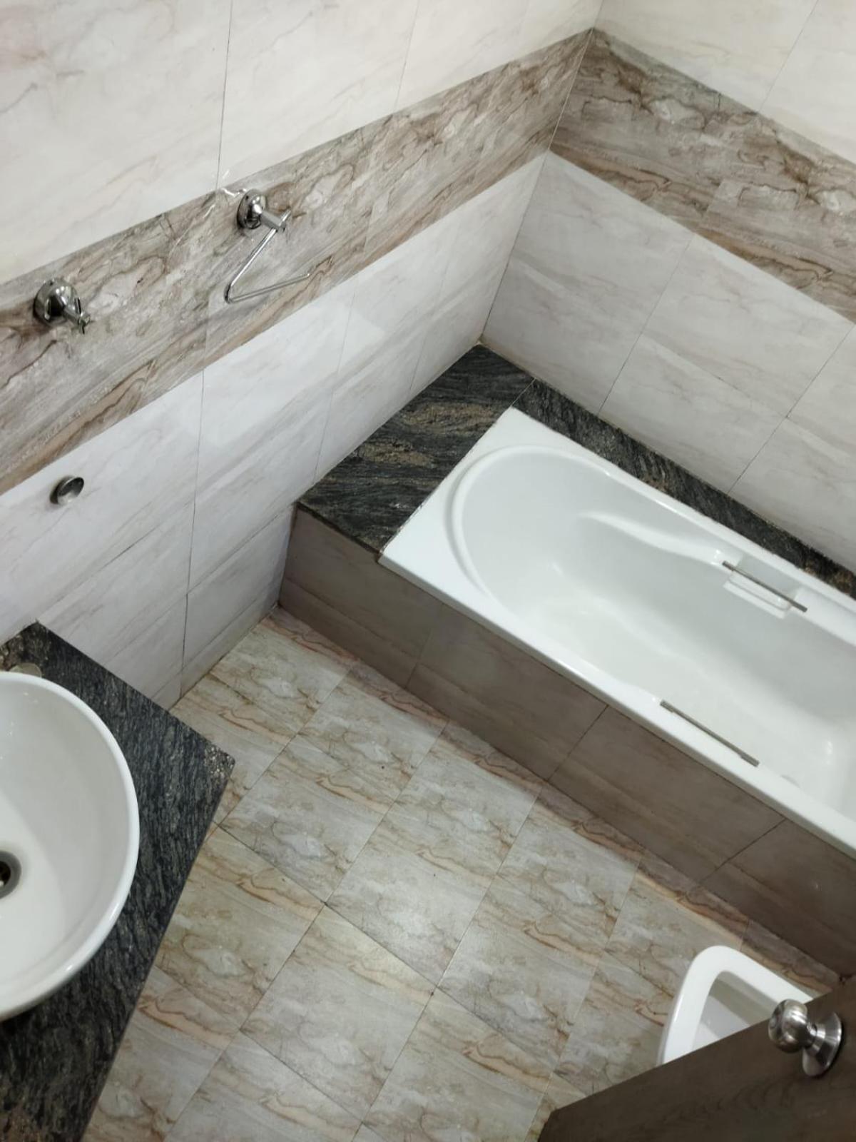 Hotel Laxmi Residency Lonavala Kültér fotó